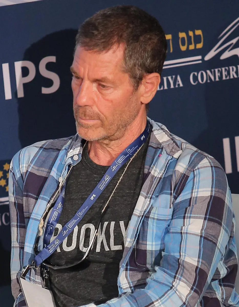 Ohad Naharin . Batsheva Dance Company