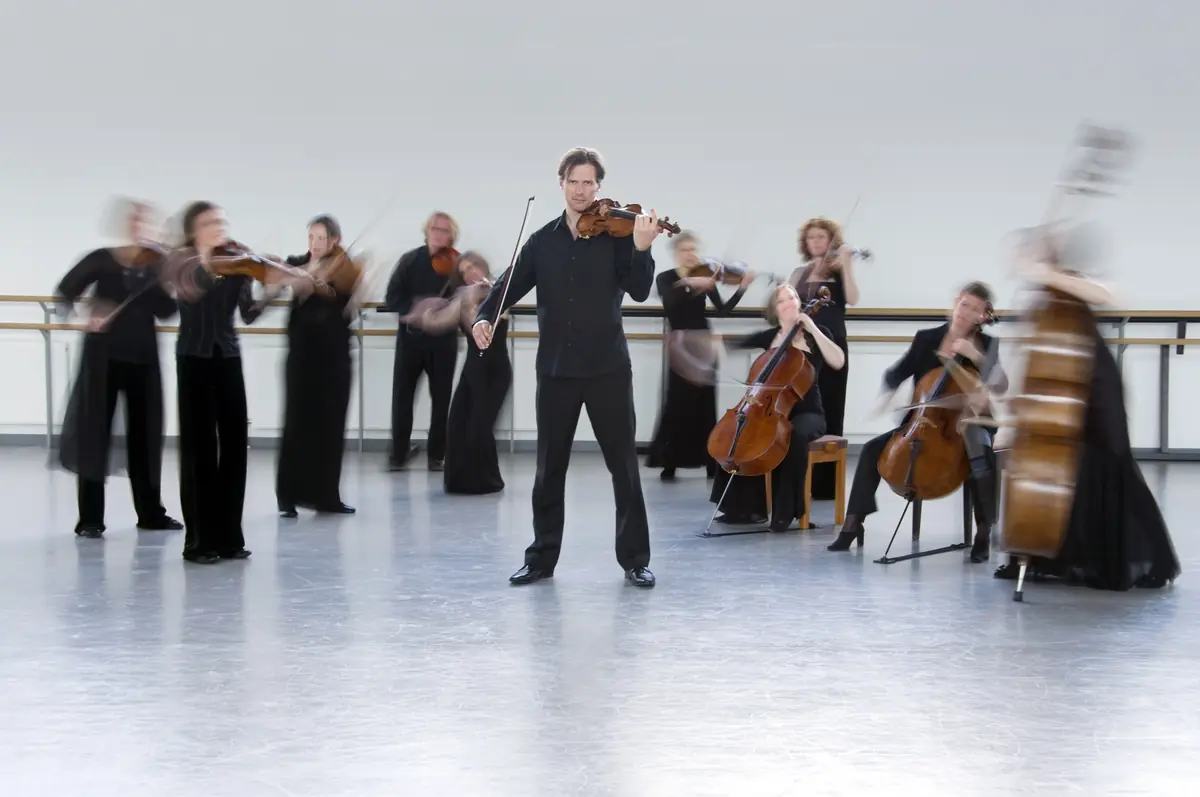 "Impulse: Music in Motion" Scottish Ensemble — Kölner Philharmonie, Cologne