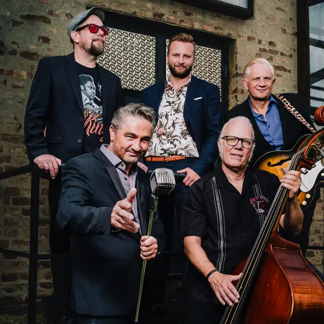 B.B. & THE BLUES SHACKS