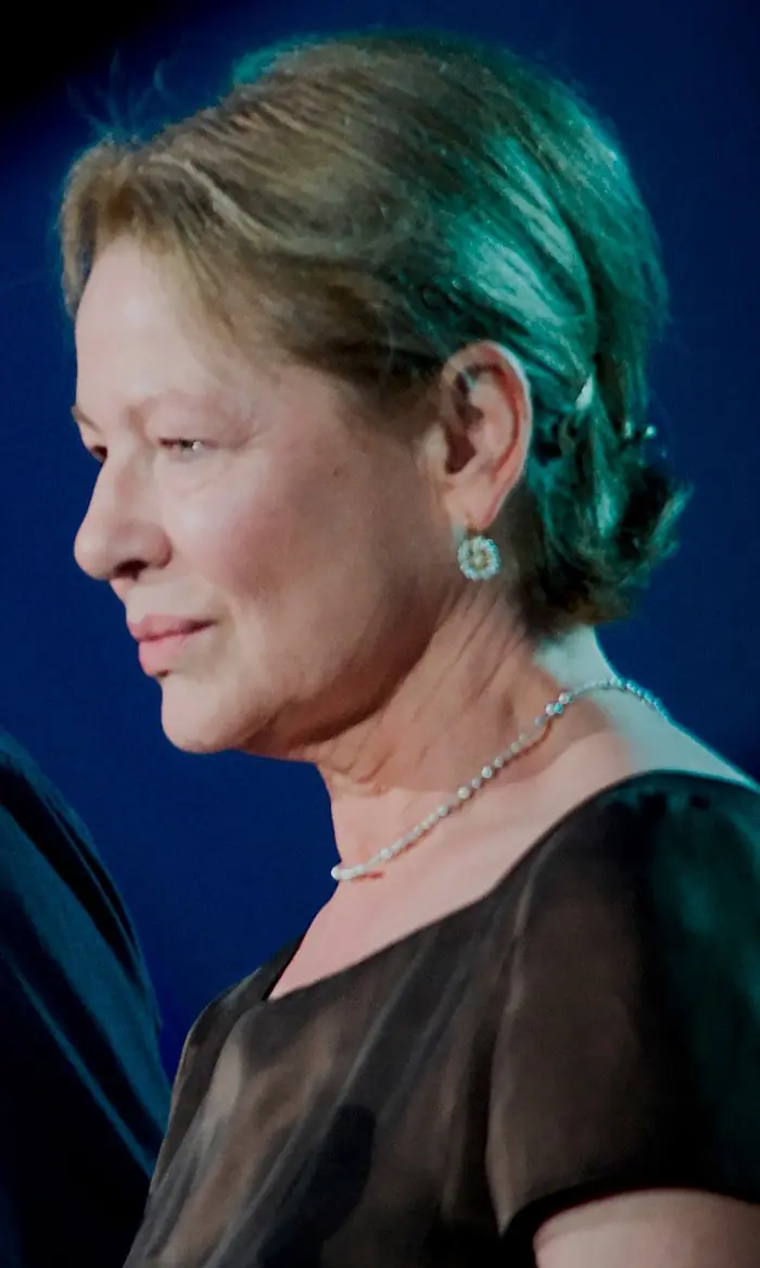 Dianne Wiest