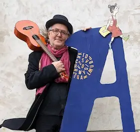 Gerhard Schöne - DAS Kinderlieder-Alphabet - s 26 Schöneho písničkami SKRZ svět písmen — Kulturkirche St. Jakobi Stralsund, Stralsund