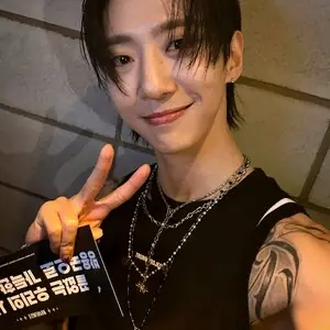 Bang Yongguk — Klub Hybrydy, Varšava