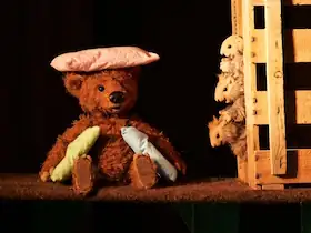 The Bear Has It Hard! (from age 4) - Figurentheater Pantaleon, Munich