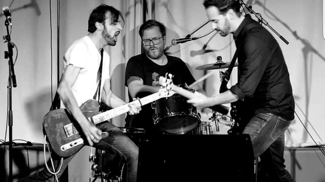 3Yoldaş — Ponyhof Club, Frankfurt