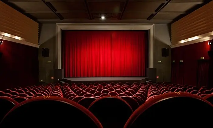 Ohnivé vozy — Kino Rialto w Poznaniu, Poznaň