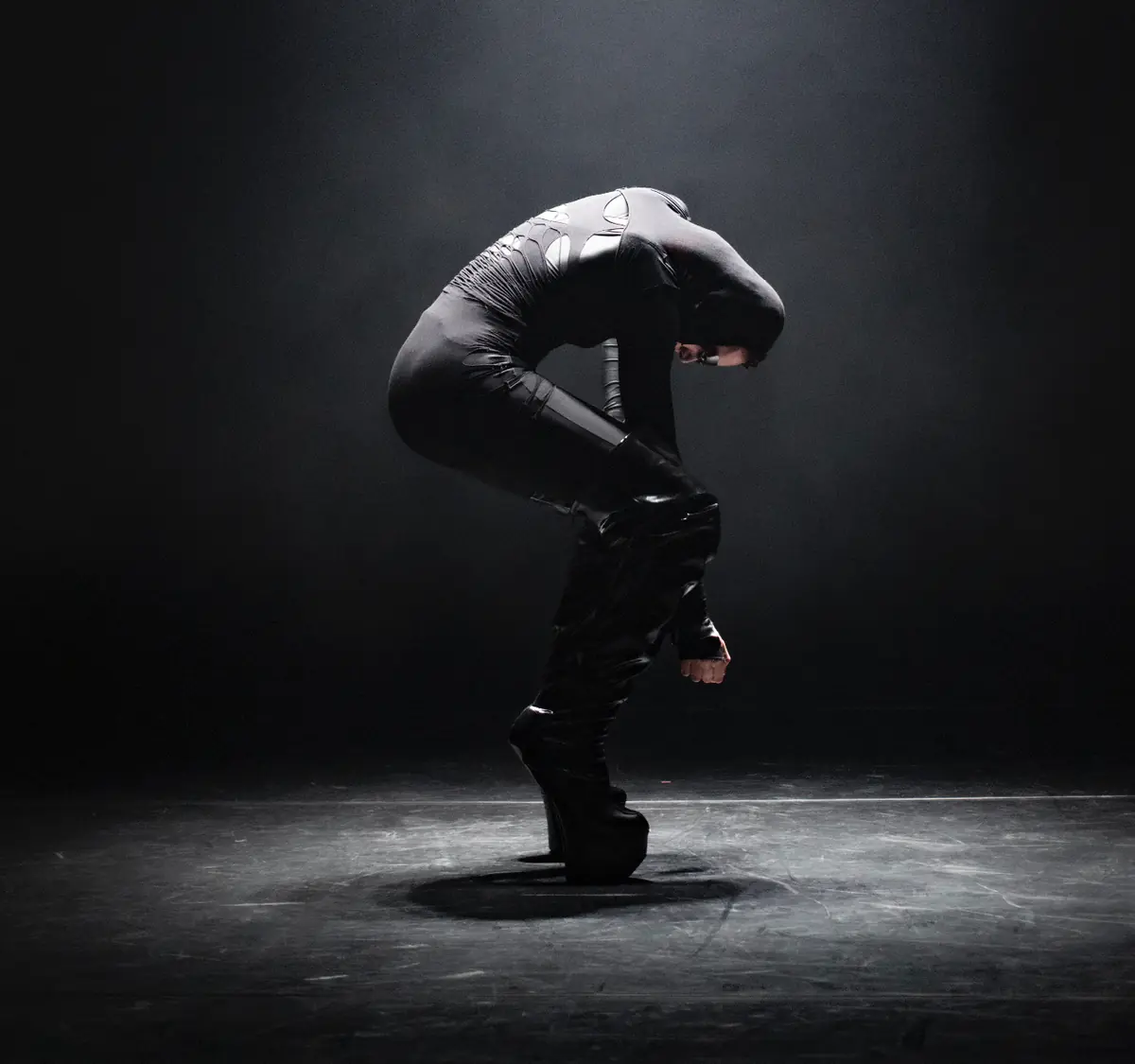 tanz ist Festival: Marcos Arriola (AR/BE) CRUCE — Spielboden, Dornbirn
