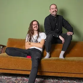 Häppchen & Sekt - Lukas Diestel and Jonathan Löffelbein, the creators of Worst of Chefkoch, present their most late-night show… so far. — TAK – die kabarett-bühne, Hannover