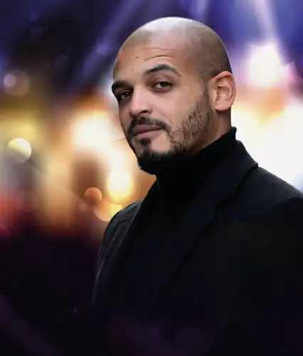 SO VIEL SONNE IN DER GANZEN STADT - UKEJE SINGT KONDRATOWICZ