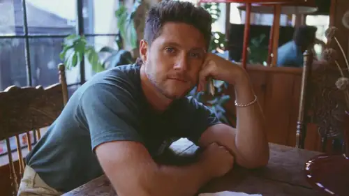 Niall Horan: Dinner Party Live On Tour | Logen-Seat