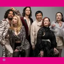 The Cast: Viva!
