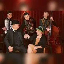 Ich hätt’ getanzt heut’ Nacht! - Theater am Frankfurter Tor — Theater am Frankfurter Tor, Berlin