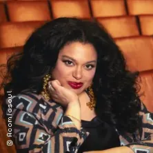 Michelle Buteau - Surviving and Thriving Tour — Anna Spree, Berlin