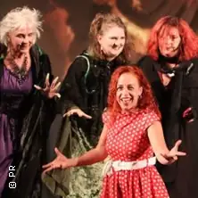 Devilish Goddesses | TheaterRuine Dresden