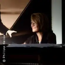 Versions of Classic to Classical Visions - Anbeé pianistka a skladatelka Andrea Benecke