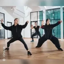 Tai-Chi mit Gisa | 
Die Welle — Die Welle, Frankfurt
