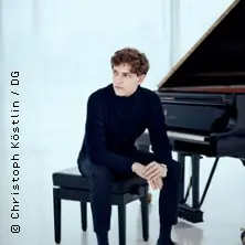 Jan Lisiecki | Royal Philharmonic Orchestra, Vasily Petrenko — Alte Oper Frankfurt, Frankfurt