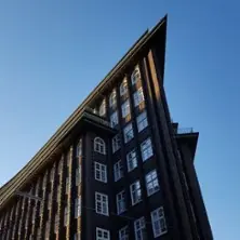 Kontorhausviertel - Stattreisen Hamburg — Ecke Rathausstraße, Kleine Johannisstraße, Hamburg