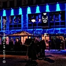 Me-Tall | Die Party für große Leute — Quater 1, Köln
