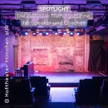 Spotlight - Exklusive Trainingsbühne für Speaker & Coaches