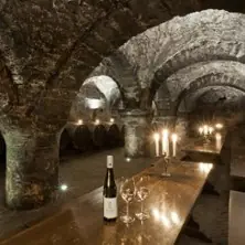 Průzkumná prohlídka sklepa v "nejstarším vinném sklepě Německa" — Weingut Vereinigte Hospitien, Trier