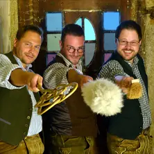 Trio Schleudergang - staub- und fusselfrei — Die Bachschmiede, Salzburg