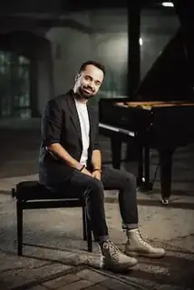 Jonathan Zelter - Nah & Unplugged 2026