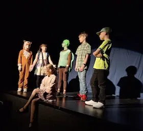 Wehlheider Hoftheater presents: "The School of Magical Animals" — Festplatz Vellmar, Vellmar