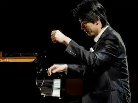 Kotaro Fukuma, Klavier