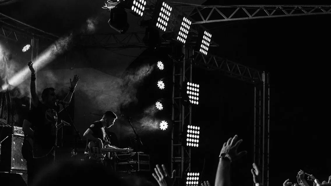 Birds in Row — Voodoo Club, Warszawa