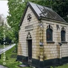 Melaten Friedhof: Tour mit allen Sinnen | Adventure World Tours — Treffpunkt: Friedhof Melaten, Köln