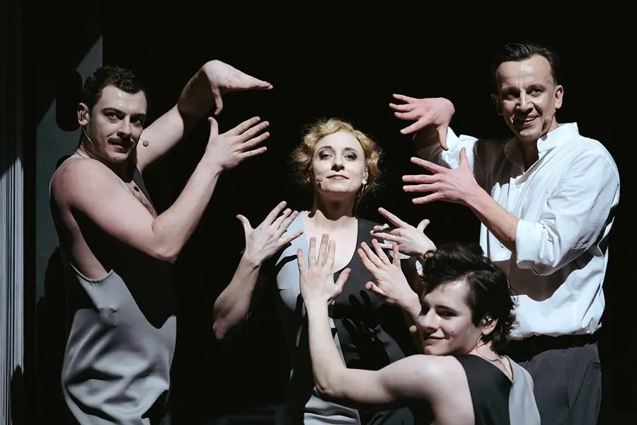 Charkov! Charkov! — Polski-Theater benannt nach Arnold Szyfman in Warschau, Warschau