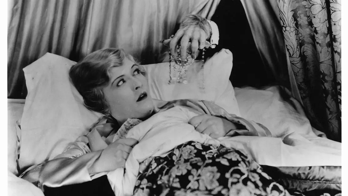THE CAT AND THE CANARY (1927) — Берлін