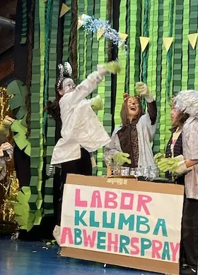 The Theater Club of Johannes Kepler Primary School Mannheim: A Klumba for the Lion — Das Sandkorn Theater & Mehr gGmbH, Karlsruhe