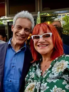Liebe, Lust & Hexenschuss - Komödie, szenisch gelesen, mit dem Schauspieler Gedeon Burkhard und der Entertainerin Lou Hoffner.