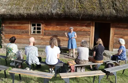 Żywot pieśni, pieśni żywota: Pośród pracy