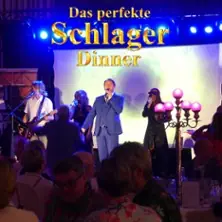 The Perfect Schlager Dinner — Eltzhof, Cologne