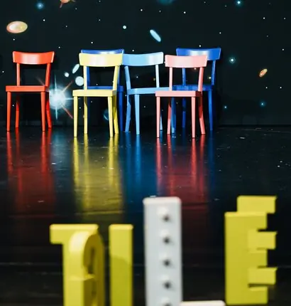 Wir stapeln Stühle - Jugendclub TLT — Tiroler Landestheater, Innsbruck