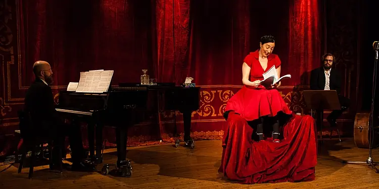 Tonight: LOLA BLAU — Vorarlberger Landestheater, Bregenz