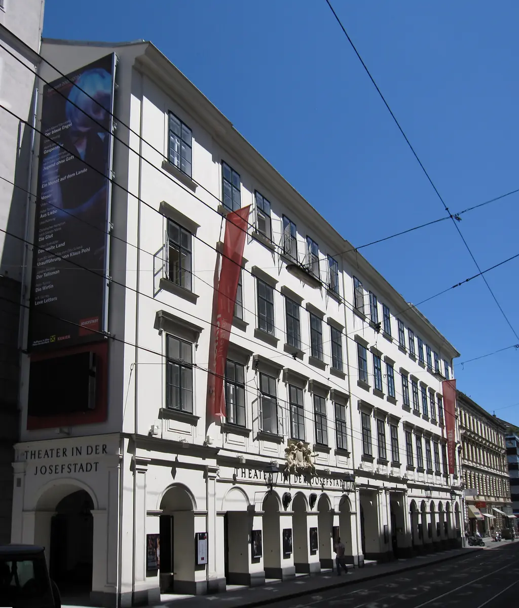 Divadelní sonáta — Theater in der Josefstadt, Vídeň