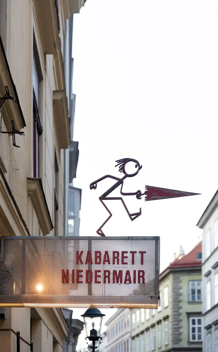 Anja Kaller - Net g'schimpft is g'lobt gnua — Kabarett Niedermair, Vídeň