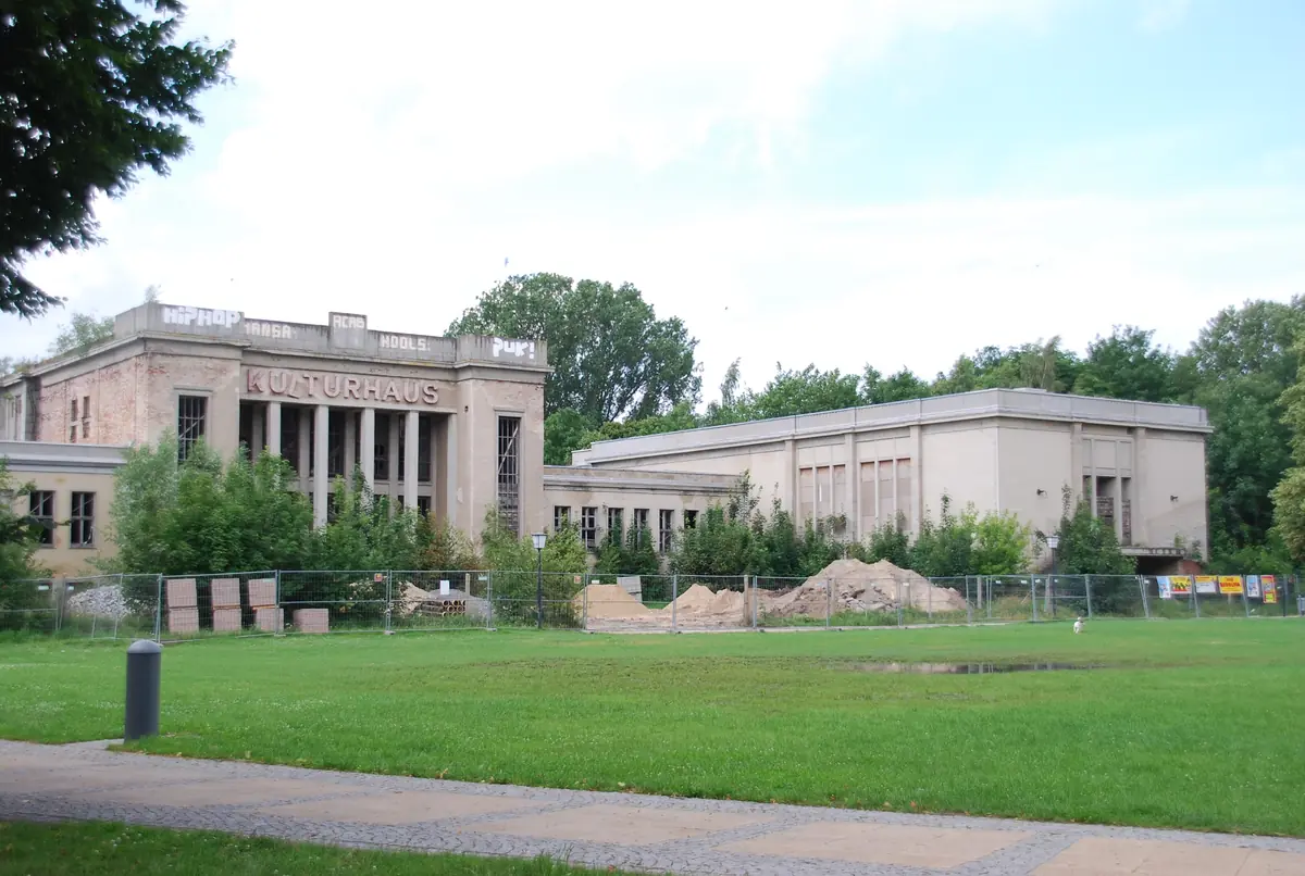 Von Grambusch - Ewig und drei Tage - Tour 2027 — Kulturhaus Insel Berlin, Berlín