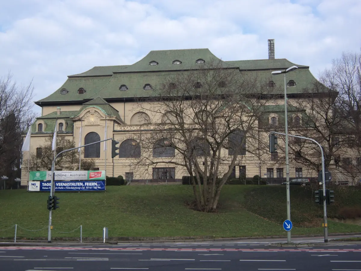 Herbststimmung - Theater Krefeld und Mönchengladbach