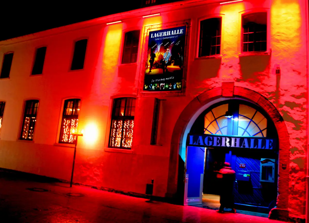 Dennis Gastmann - Dennis Gastmann Discovers Europe — LAGERHALLE, Osnabrück