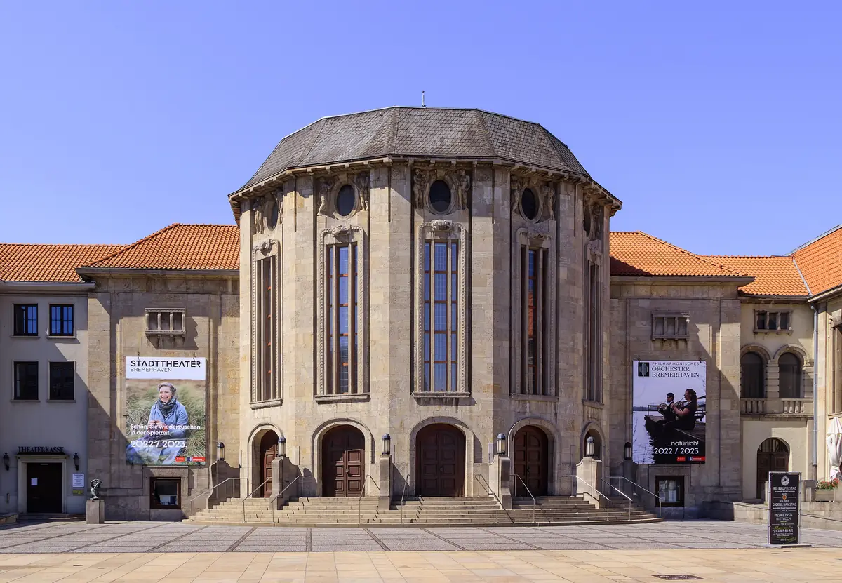 Všechno lež?! - JUB - Mladé divadlo Bremerhaven — JUB - Junges Theater Bremerhaven, Bremerhaven