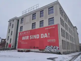 Bau How - Felix Baumann